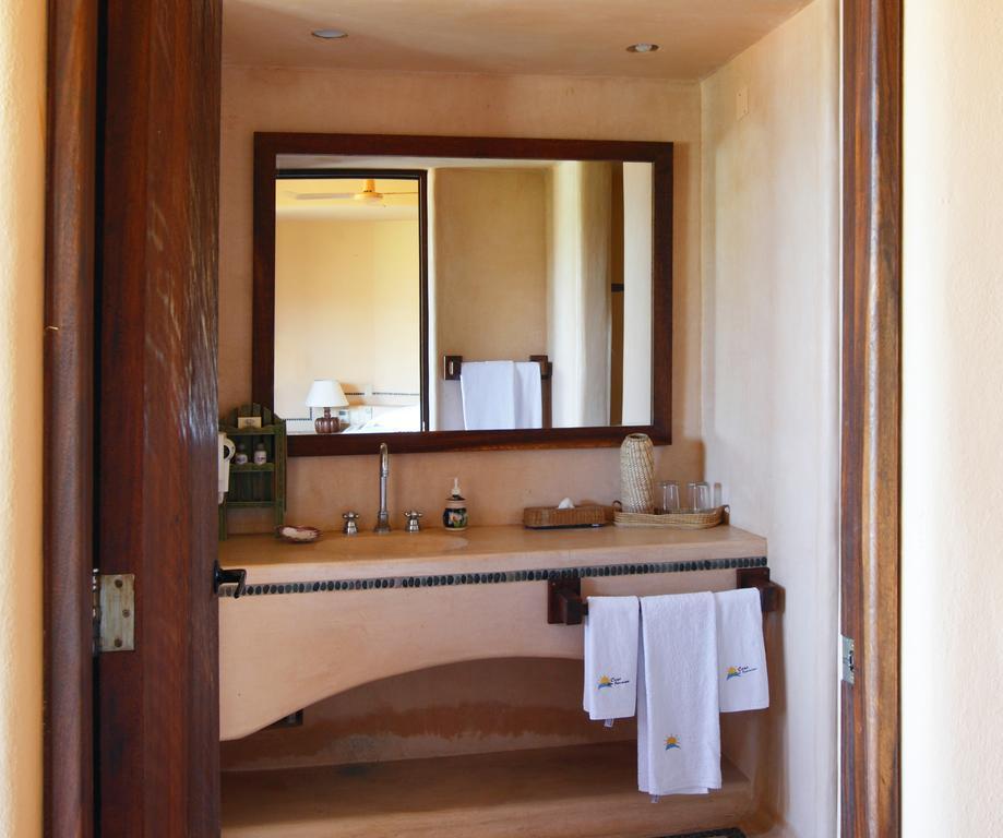 Hotel Casa Don Francisco Ixtapa  Zimmer foto