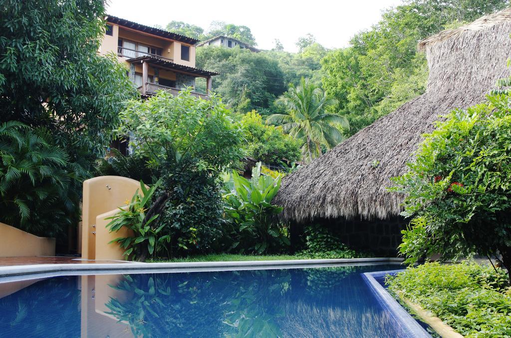 Hotel Casa Don Francisco Ixtapa  Exterior foto