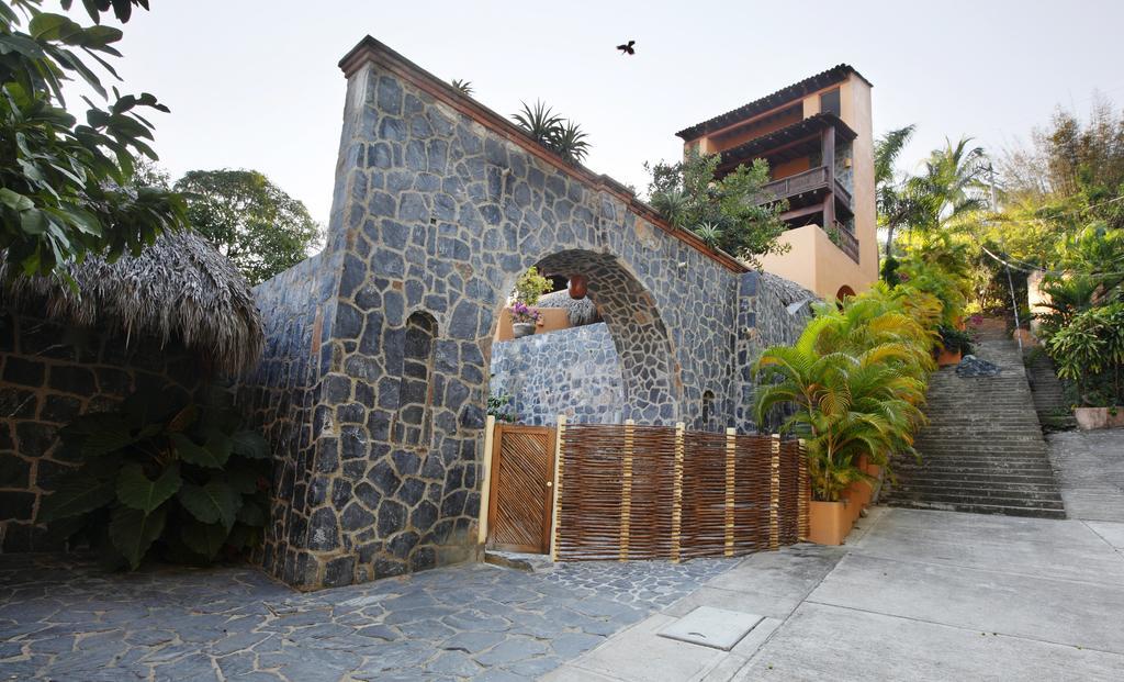 Hotel Casa Don Francisco Ixtapa  Exterior foto